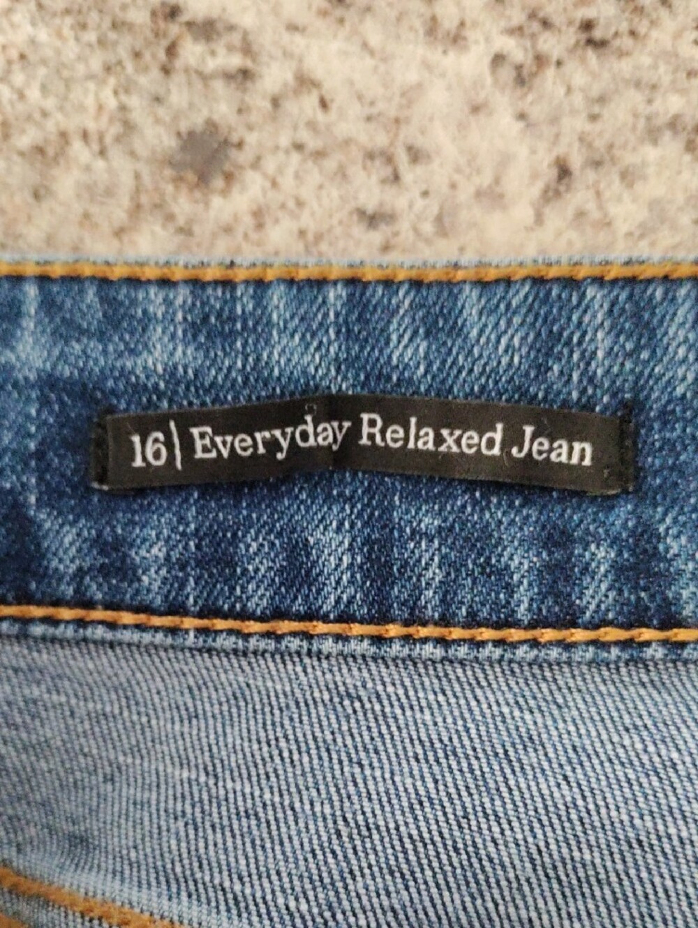 I135 Talbots Medium Wash Button-Fly Everyday Jeans 16 - Picture 9 of 10